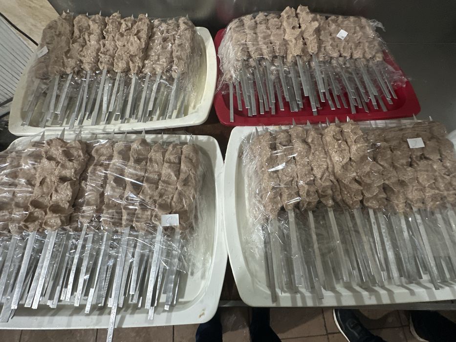 Tayyorlanishga tayyor xom kabob — kafe va restoranlar uchun!