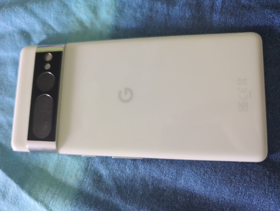 Vând Google Pixel 7 pro 128 GB In Stare Excelenta