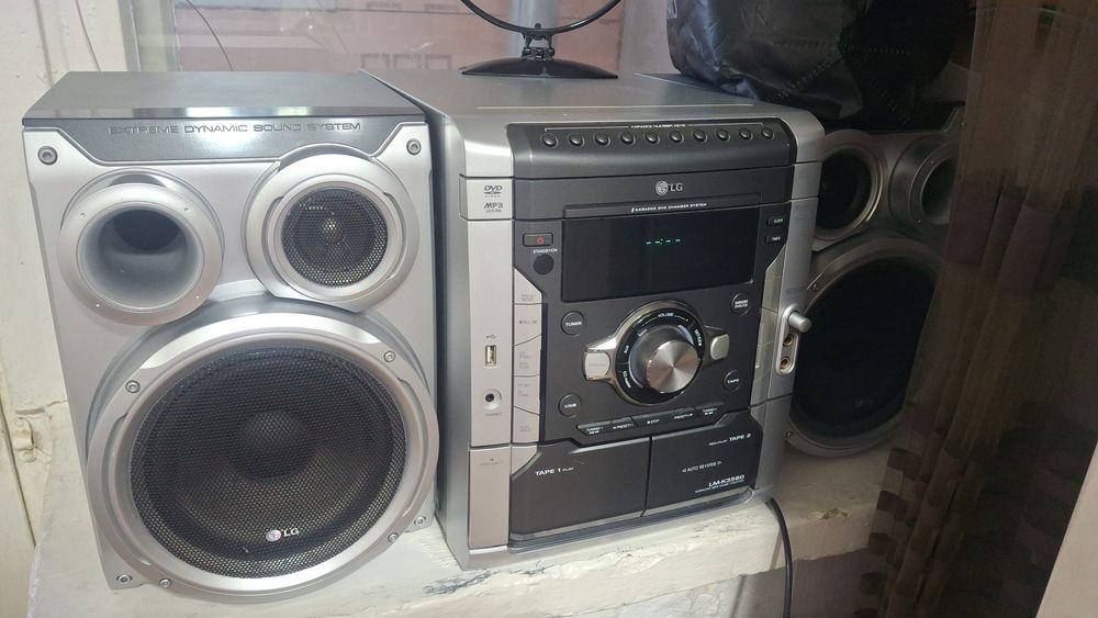 Продам музыкальный центр