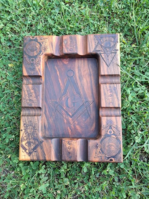 Дървен пепелник за пури