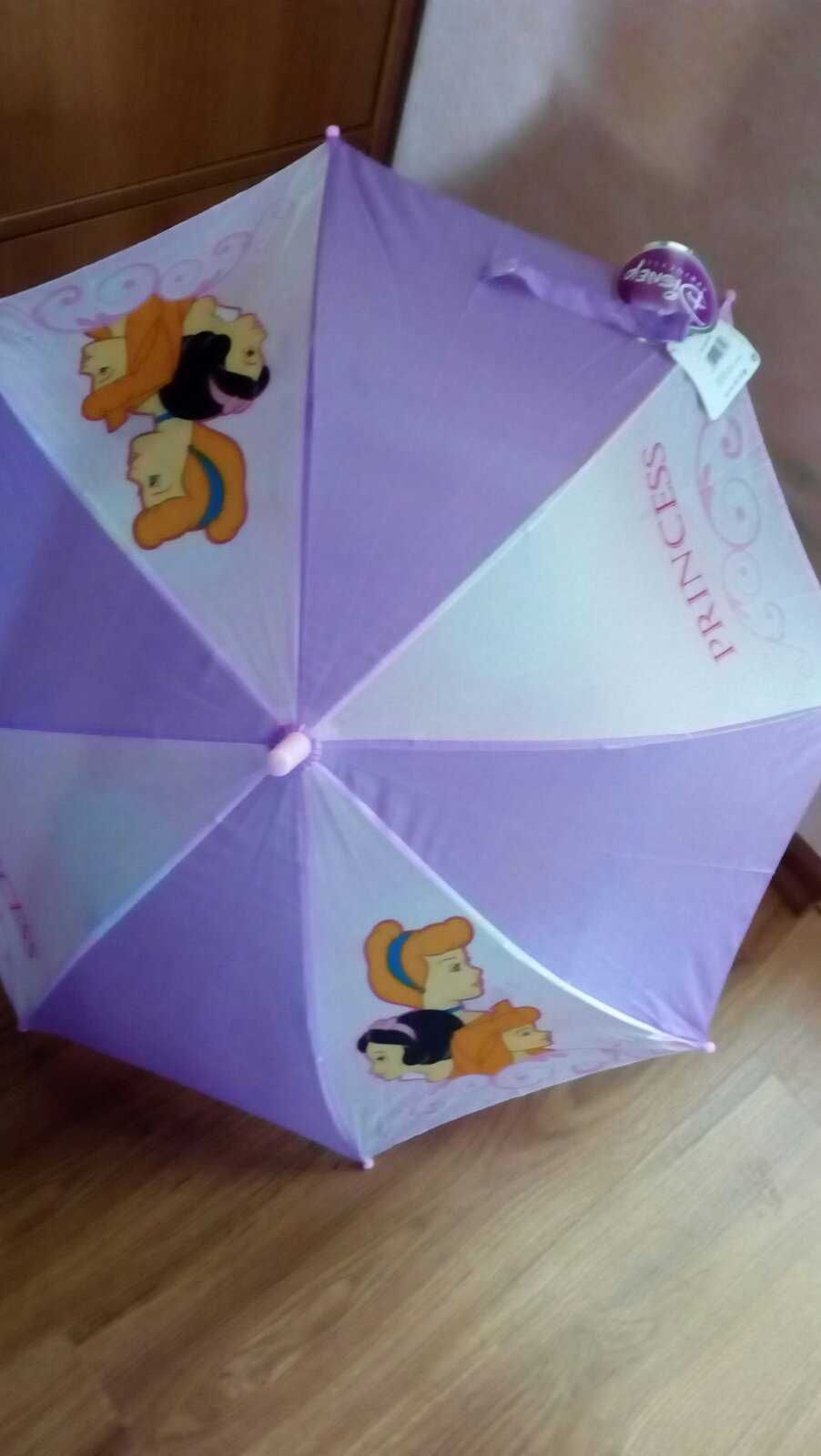 Нови детски чадъри на Дисни Принцеси и Мини Маус.
