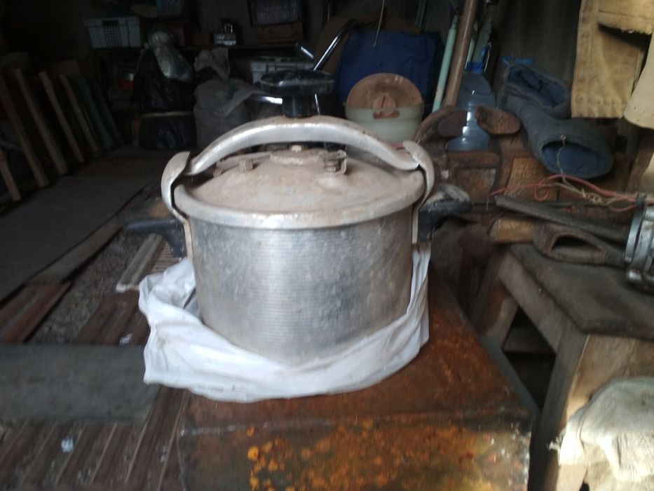 Продам электро печь и пароварку