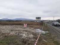 Teren Recea sub pantă 27,7arii intravilan front 19,5 m la DN zonă bună