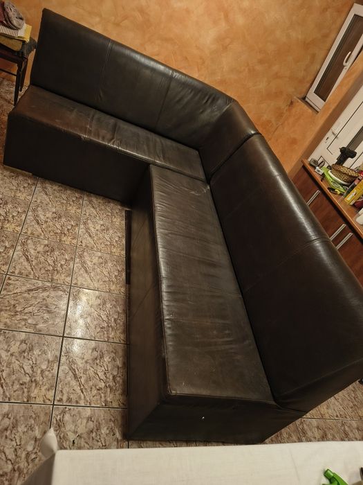 Coltar de bucătărie și living