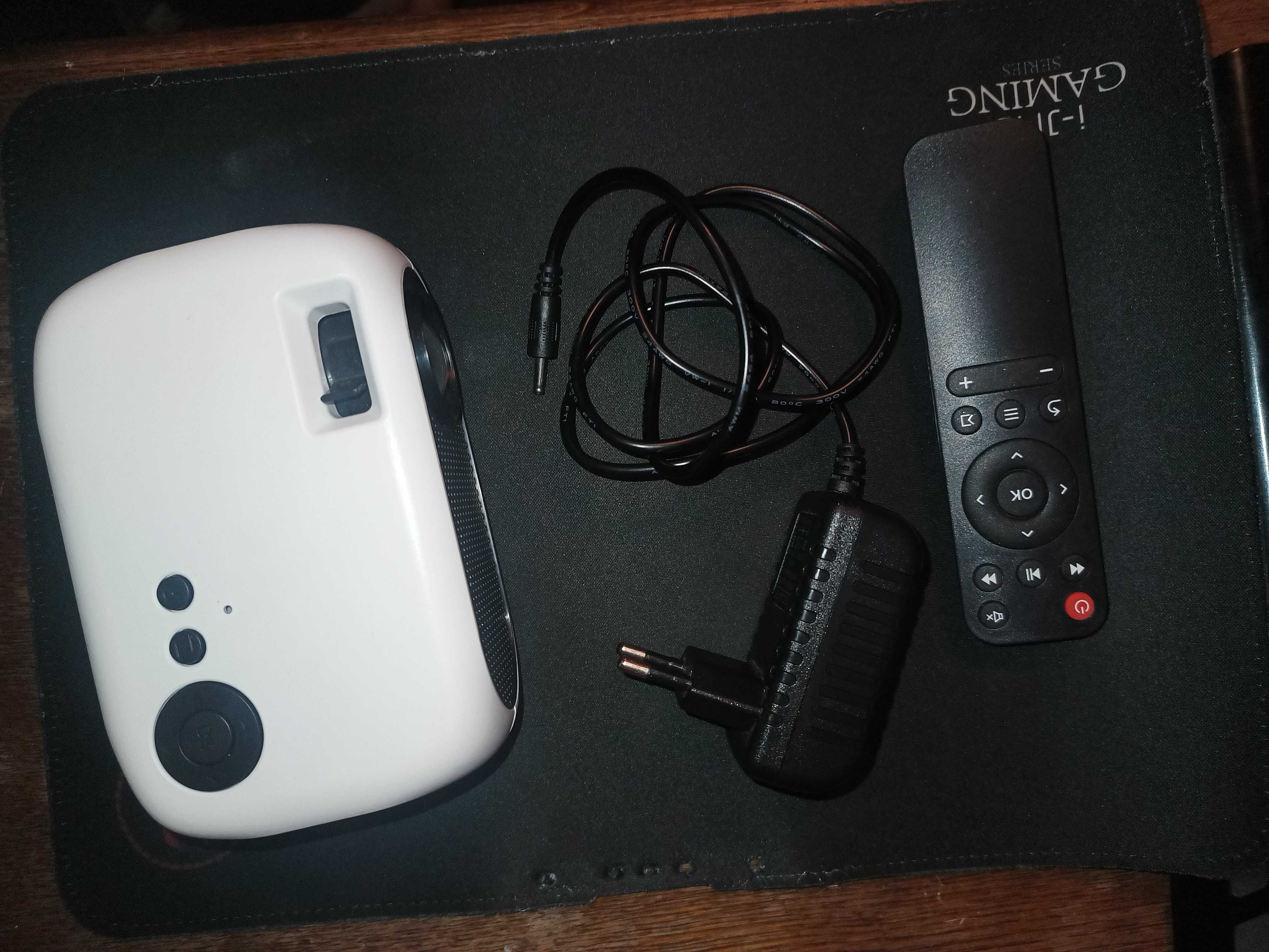 Vand ,Mini Videoproiector Led M24 Full Hd.