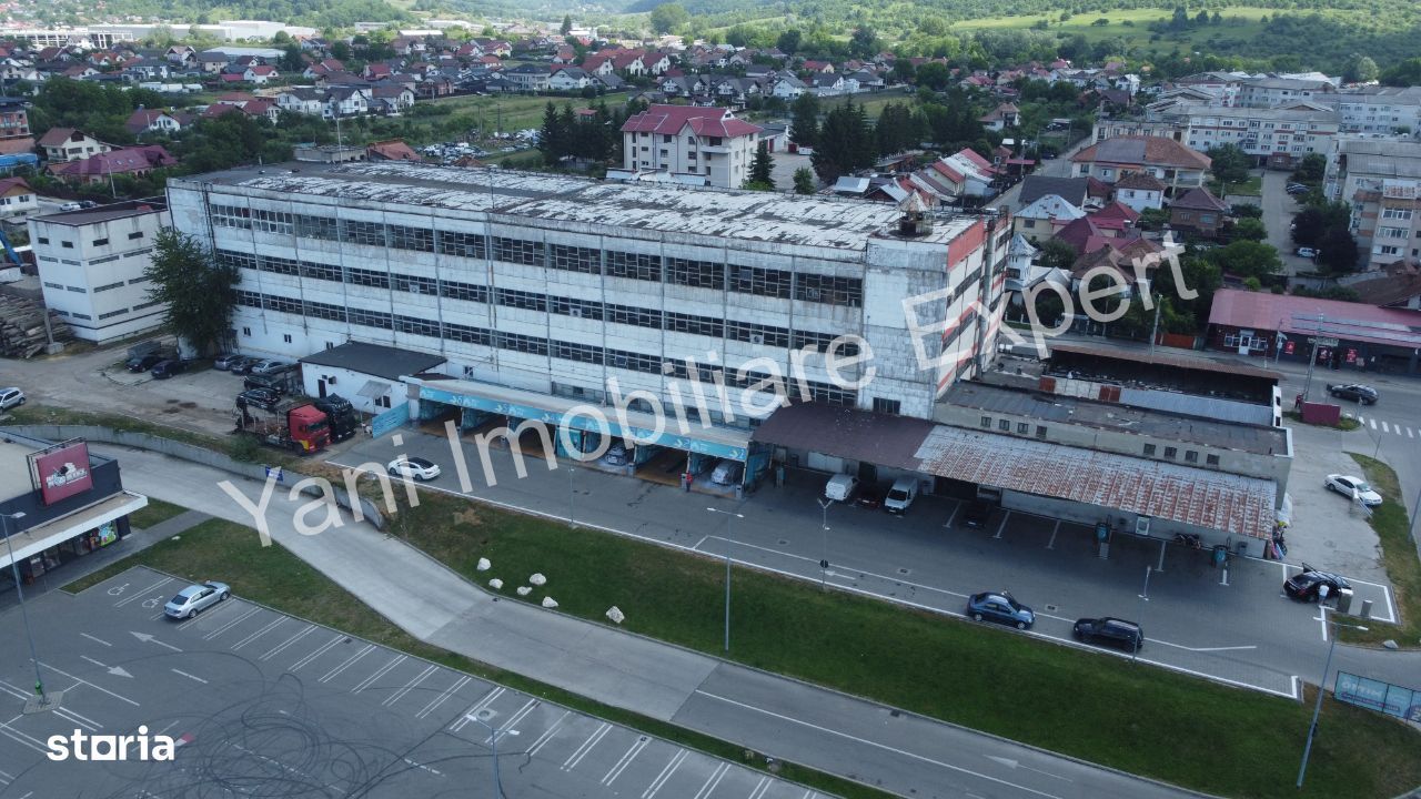 Clădire de vânzare, lângă Kaufland Curtea de Argeș