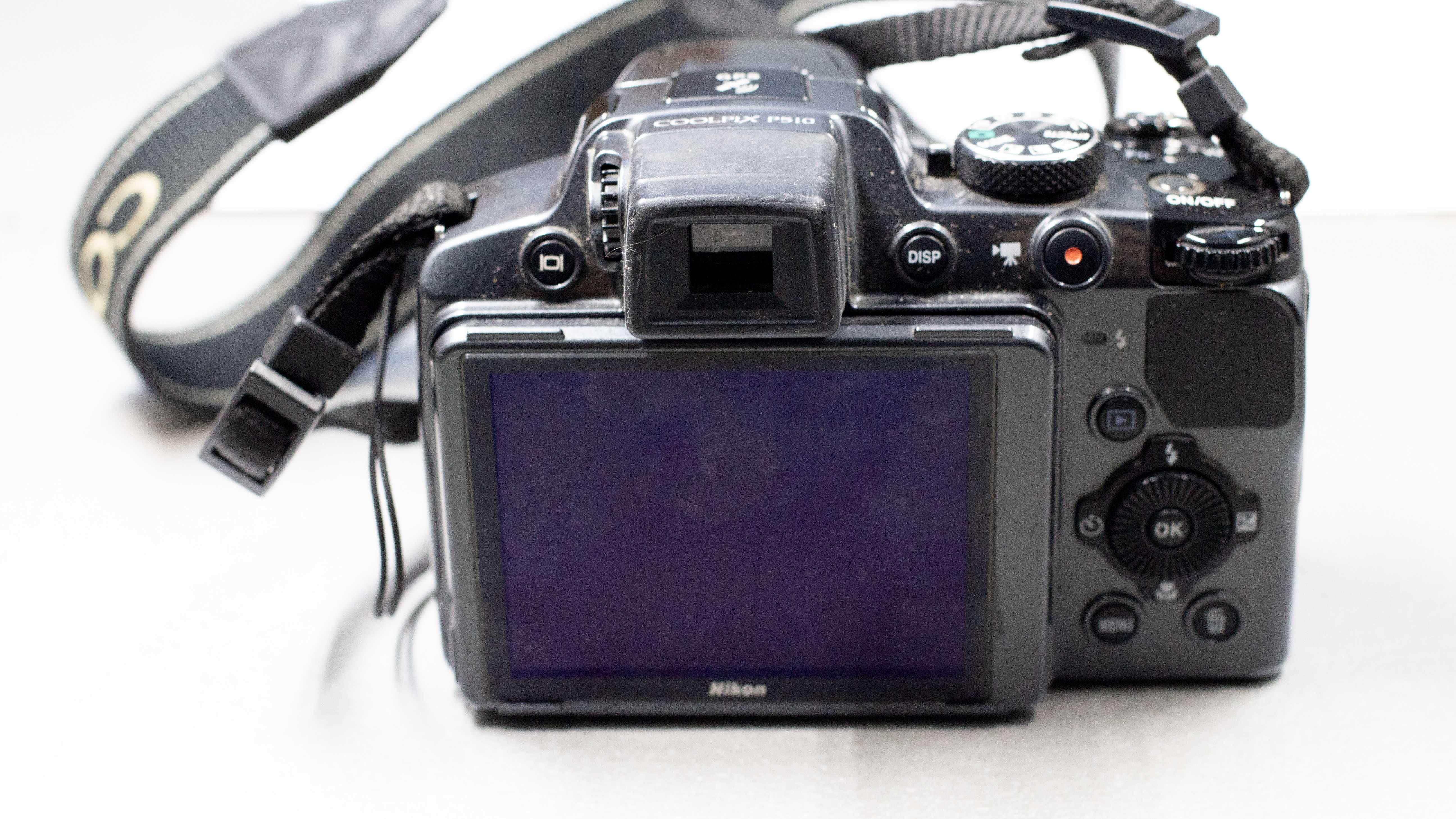 Цифровой фотоаппарат NIKON P510