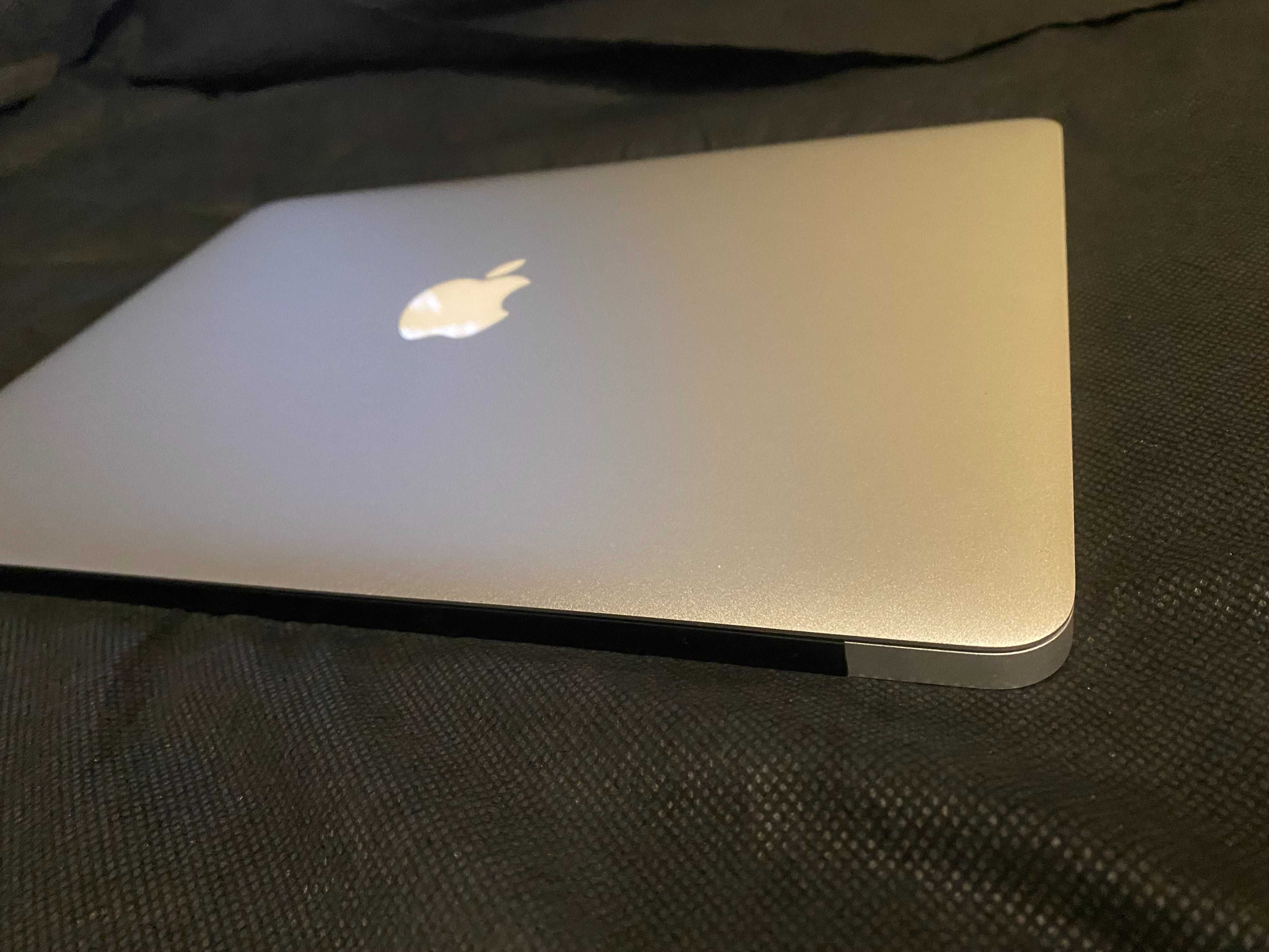 13" Core i5 MacBook Air А1466 (2017)