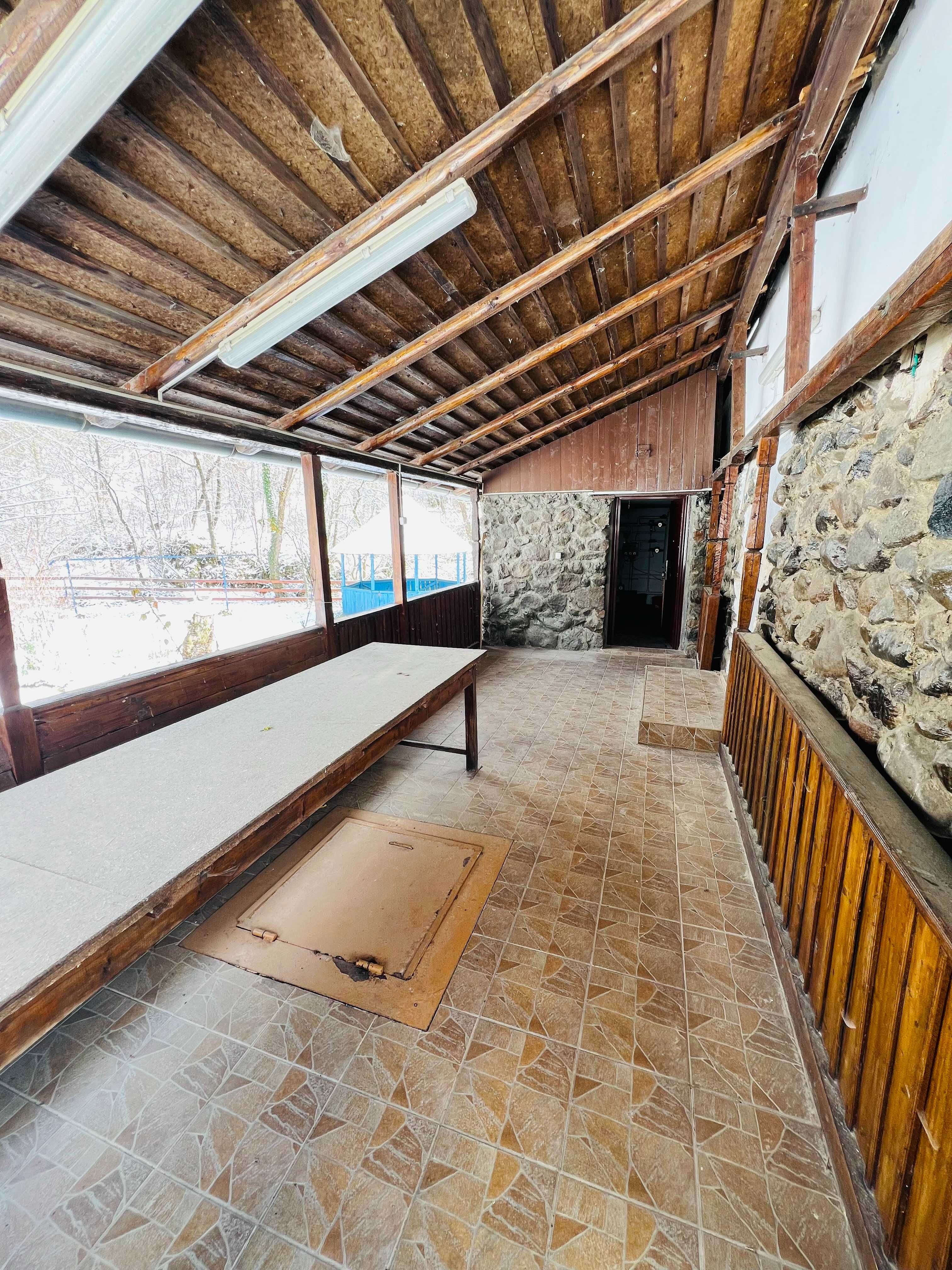 Vilă tradițională cu turn, lângă râu și pădure – 50 ari – Toaca, Hodac