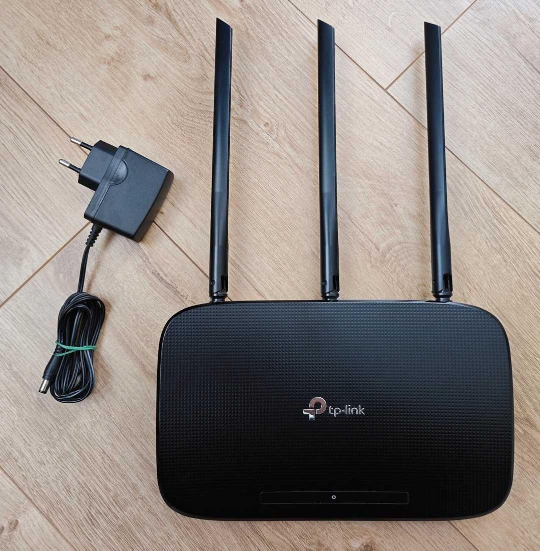 Безжичен рутер N 300Mpbs TP-LINK TL-WR940N UPnP 802.11 N/B/G
