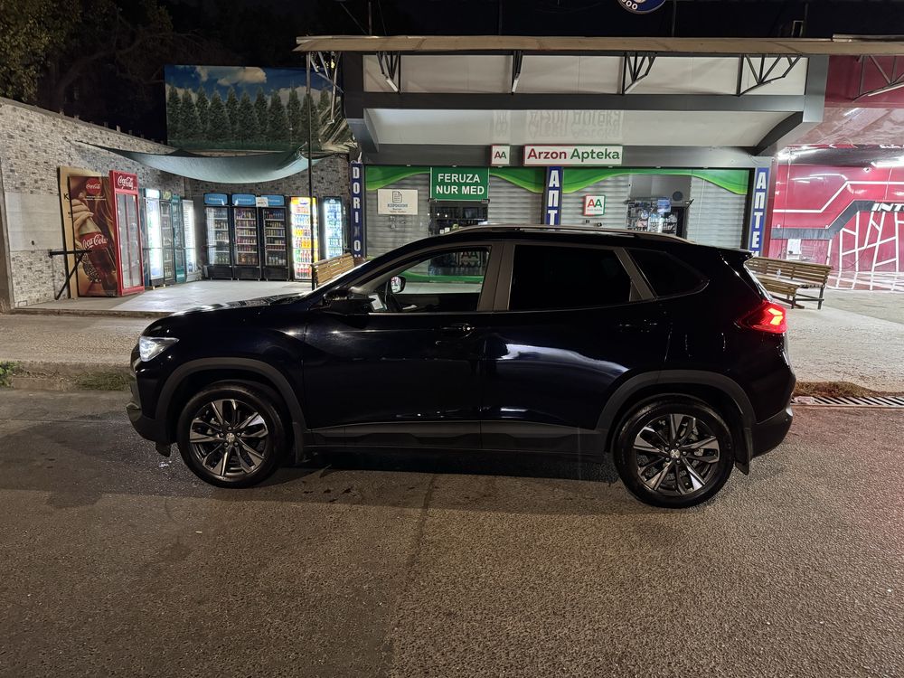 Chevrolet Tracker 325t 2021года 40000km