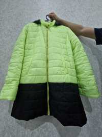 Продается зеленая куртка TWIST, цена 7000тг