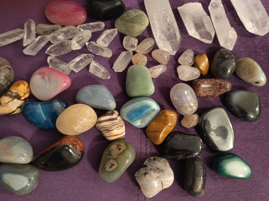 Cristale Naturale pentru Colecționari și Echilibru Energetic