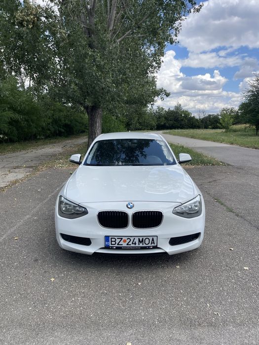 BMW Seria 1 F20 116i 2012