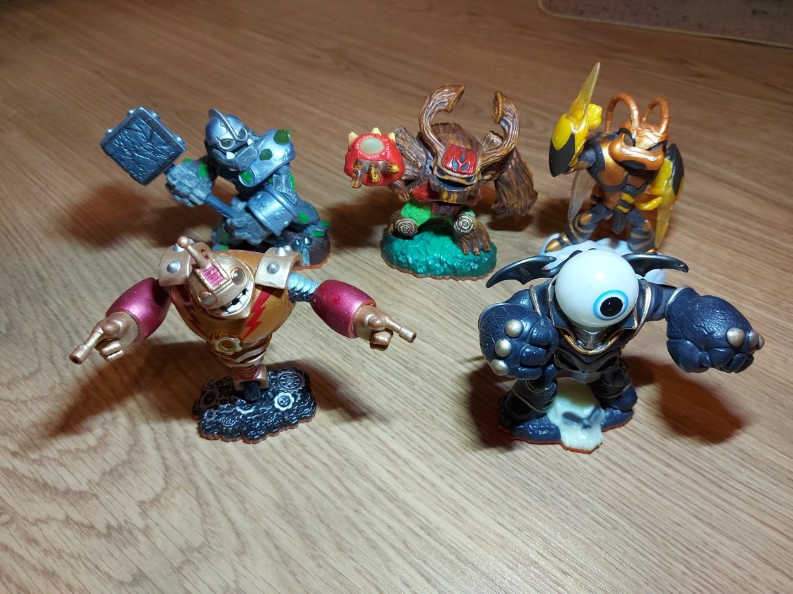 Vand /Schimb  Figurine Skylanders Originale PS ,Xbox si Wii Nintendo