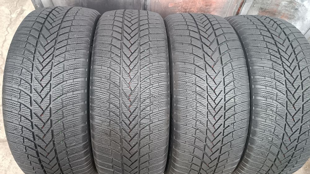 255/45/20 Bridgestone