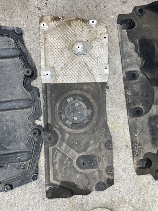 Vand scut motor g21 g20 cutie set scuturi sub bara