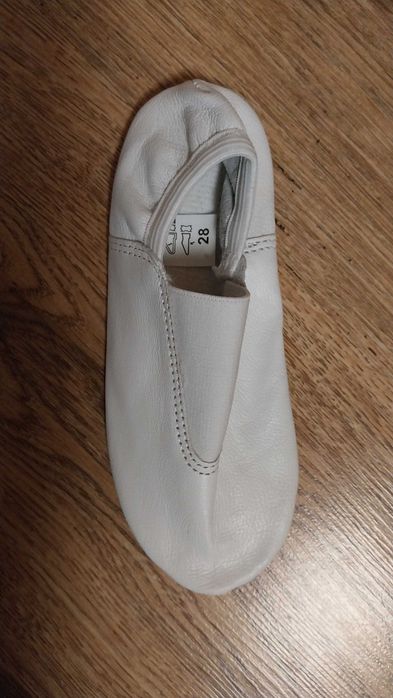 Нови цвички р. 28 Brille