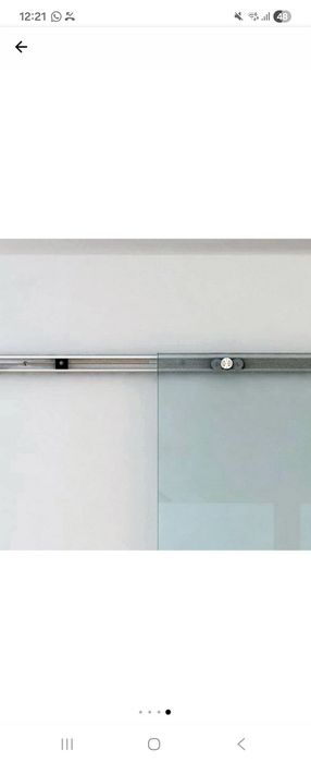 Vând ușă glisantă din sticlă – NOUĂ, sigilată.
Model modern, premium,