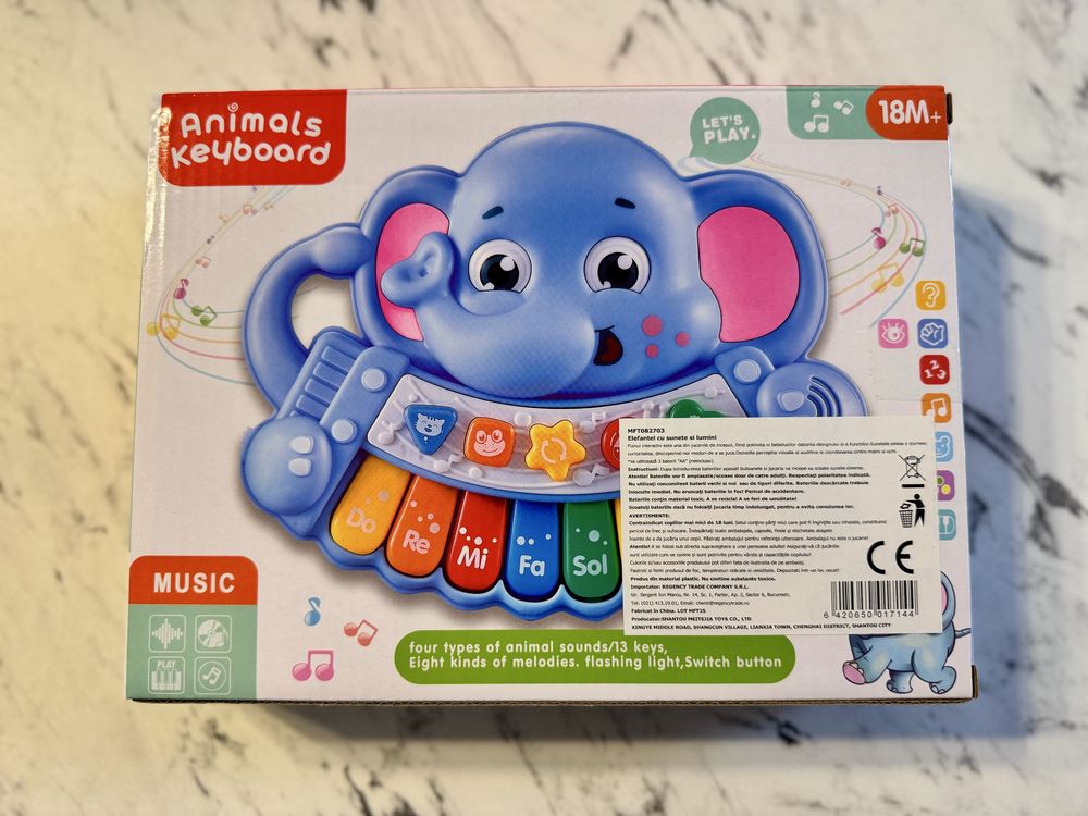 Pian jucarie, elegant interactiv