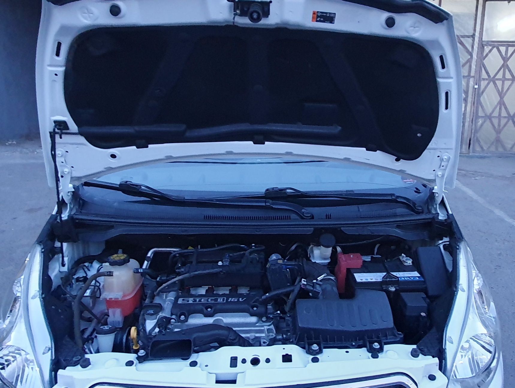 Spark chevrolet 4