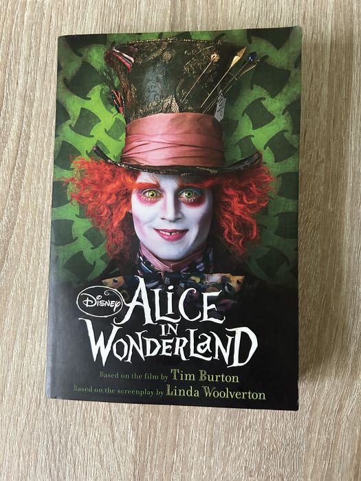 Alice in Wonderland (Book of the Film)