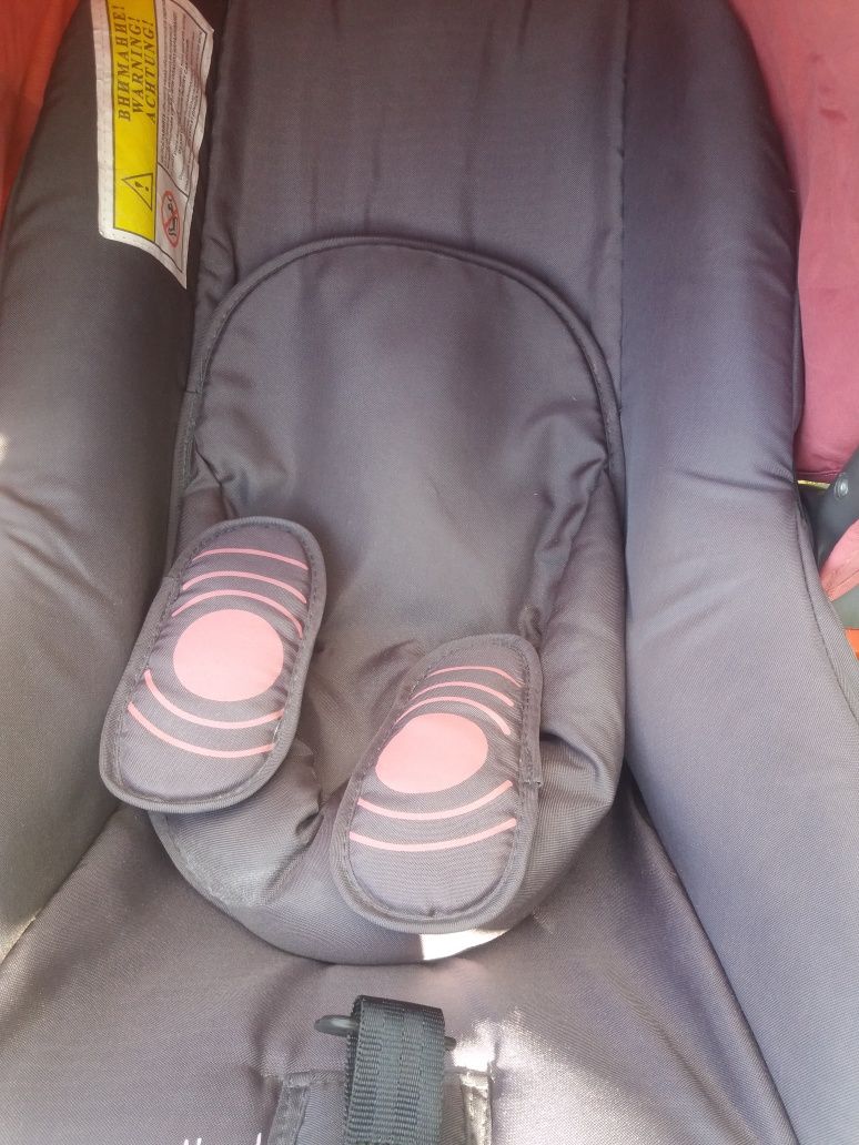 Бебешко столче (кошница) за кола Bertoni