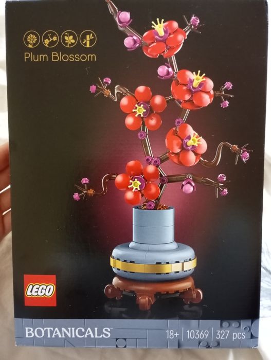Lego Plum Blossom, BOTANICALS