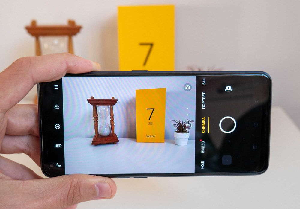 Мобилен телефон Realme 7 Pro като НОВ