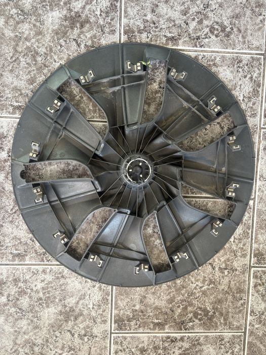 Тасове “19 за Тесла / Tesla Y