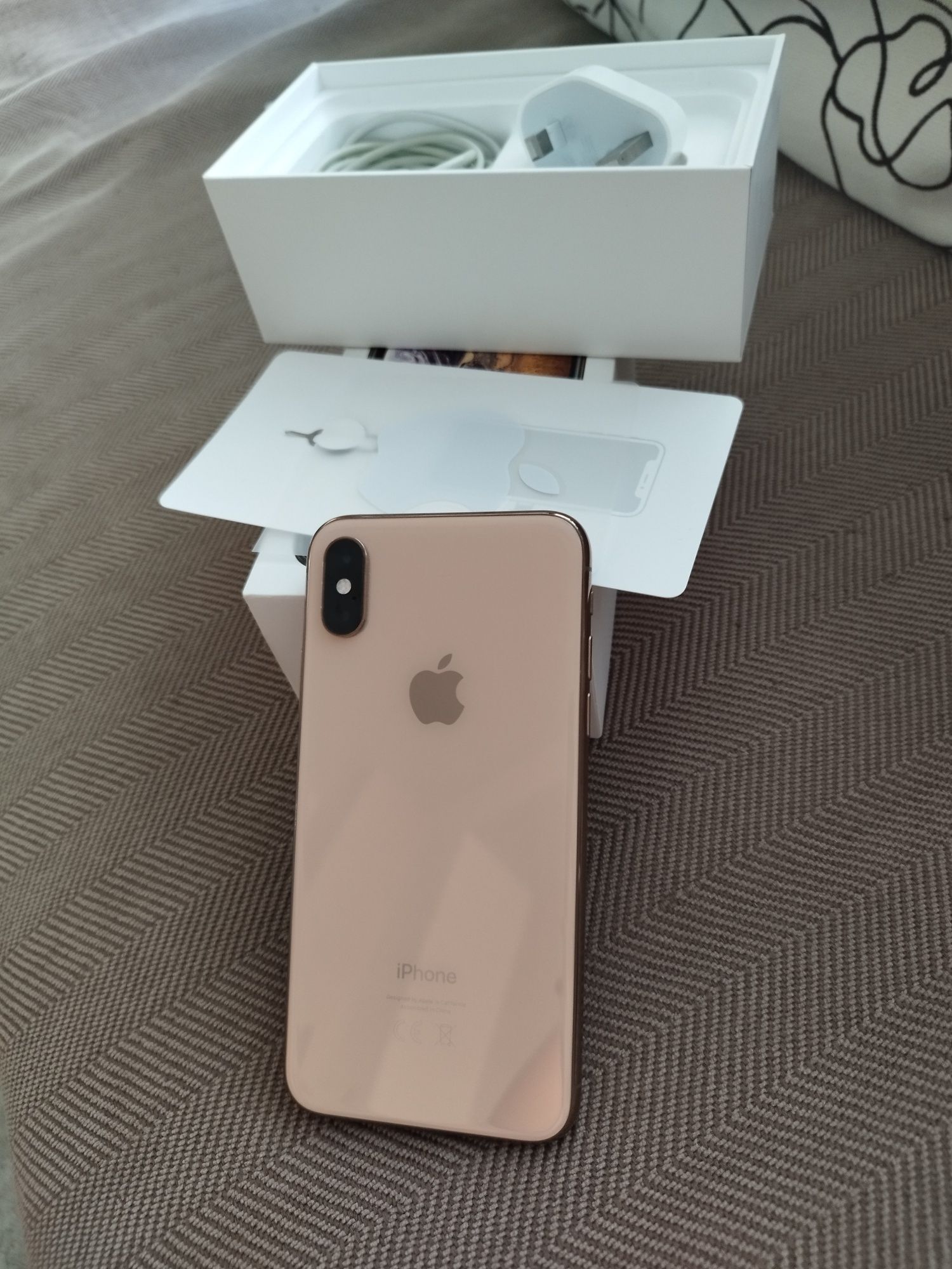 IPhone XS Golg 64GB