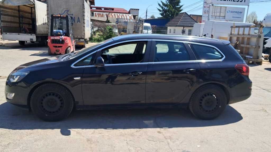 Dezmembrari Opel Astra J 1.4 Turbo A14NET ,transmisie manuala ,an 2011