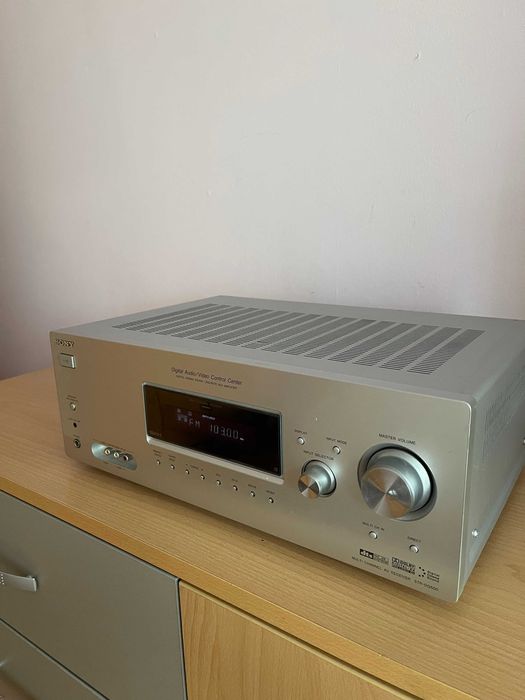 Аудио система Sony (без колоните)