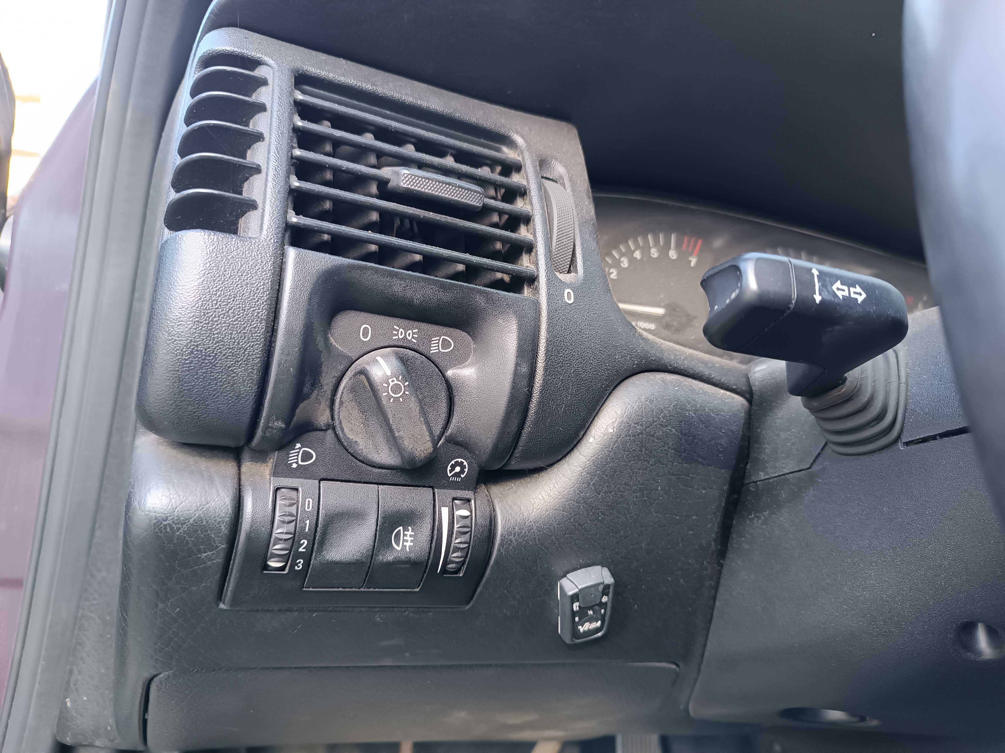 Opel Vectra B 1.6 Бензин/Газ (75 кс.) 1998 за части