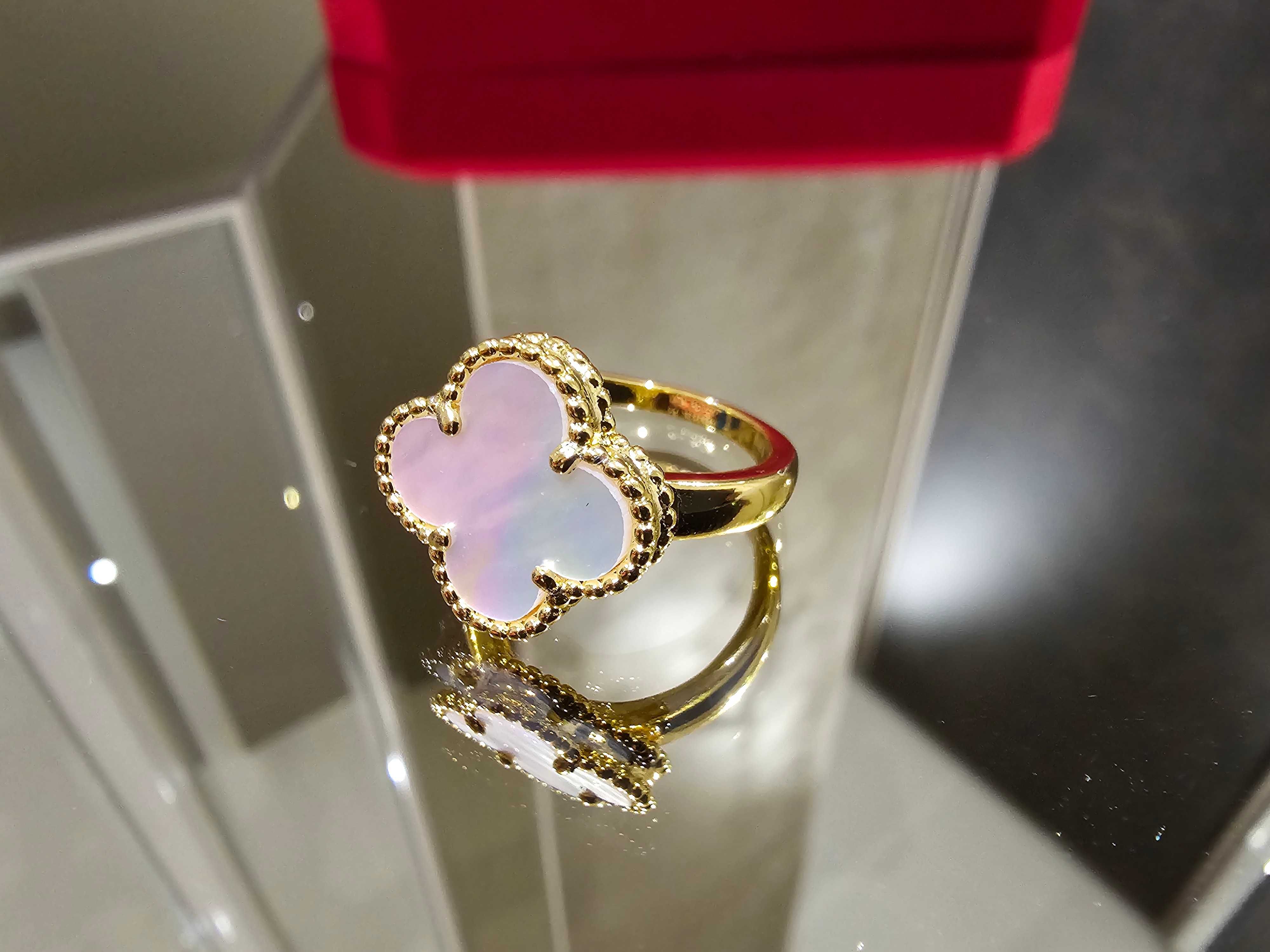 Van Cleef & Arpels VCA Mother Gold Alhambra Clover Дамски Пръстен