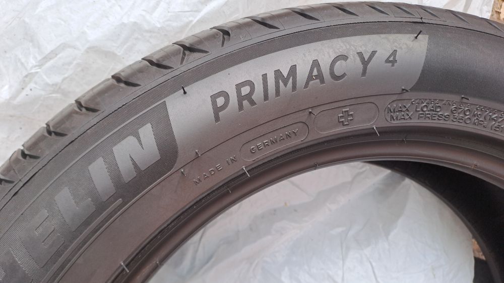 1бр. Нова 215/55/17 Michelin Primacy 4
