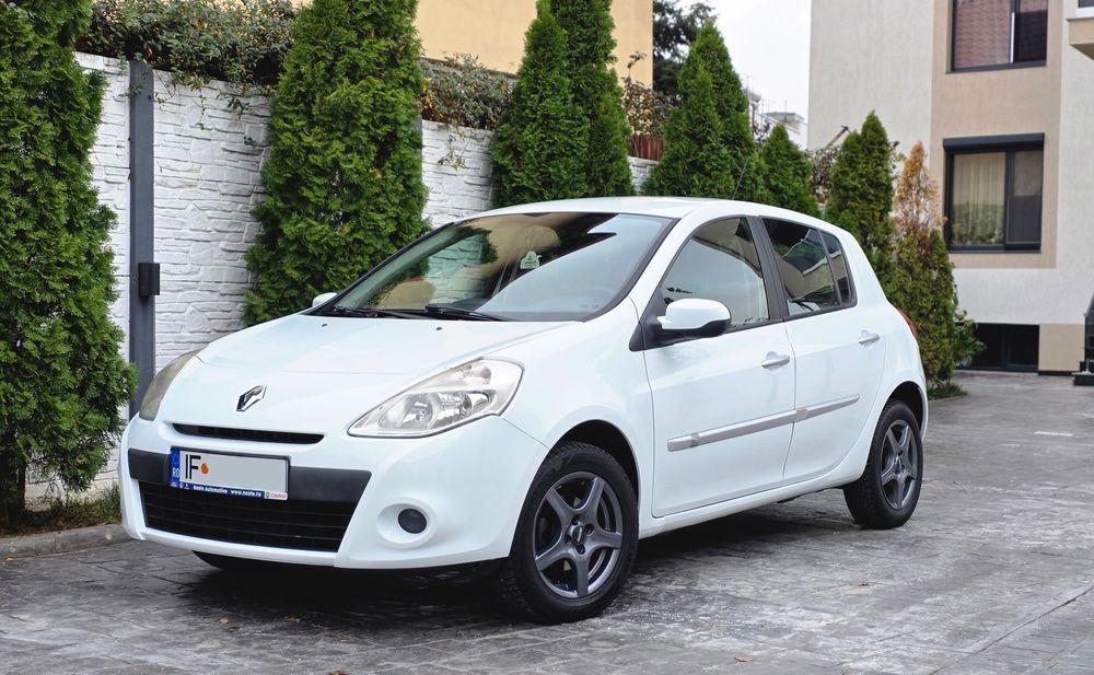 Renault Clio III Facelift (2010)- 108.000 KM
