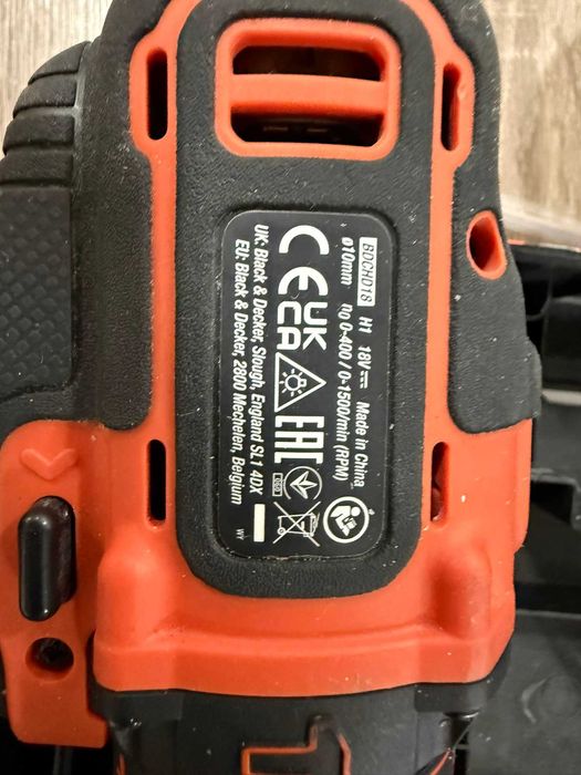 Акумулаторна бормашина винтоверт BLACK+DECKER