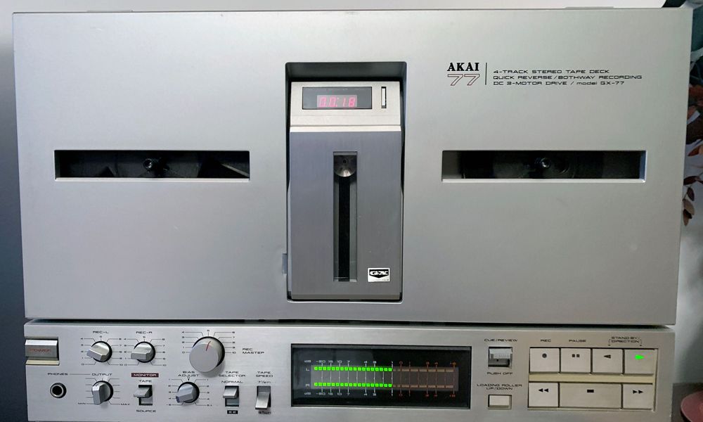 Magnetofon profesional stare perfecta Akai GX77, 6 capete, 3 motoare