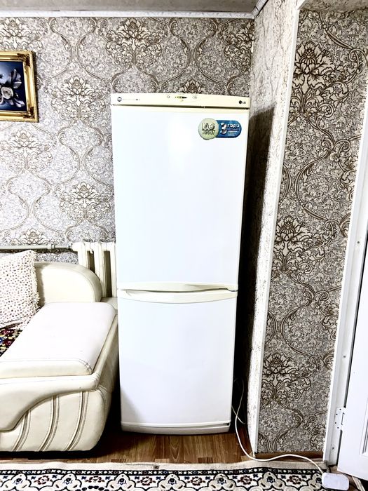 Продам холодильник рабочая с доставкой