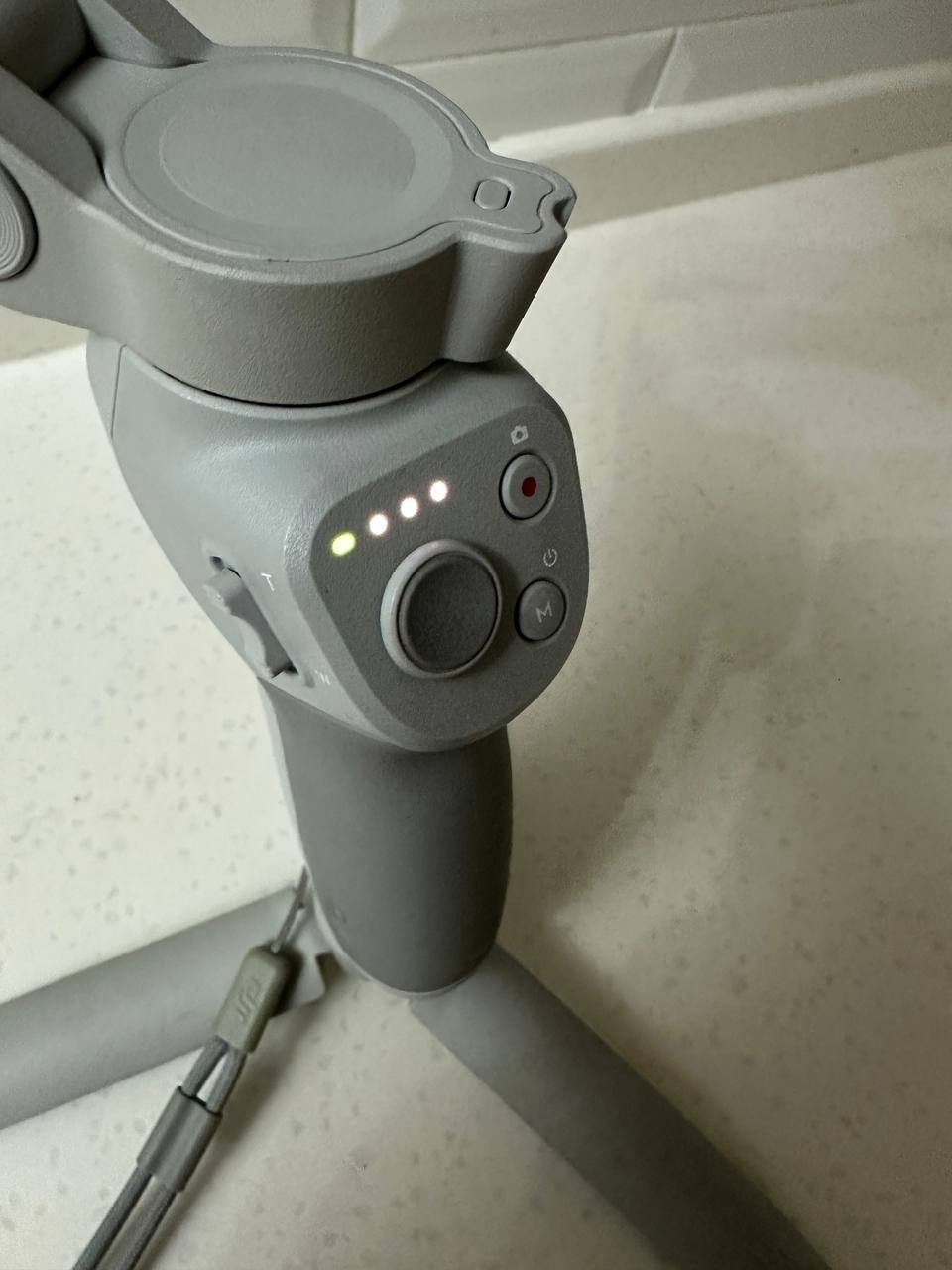 Стабилизатор Dji om 4 тусип бере алам