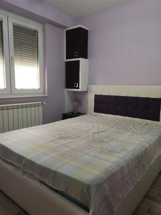 Дава се под наем Двустаен апартамент в Бургас, Братя Миладинови - 58 кв.м за 229.5 € - Снимка #2