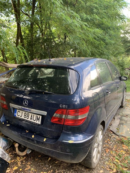 Vand Mercedez B Class