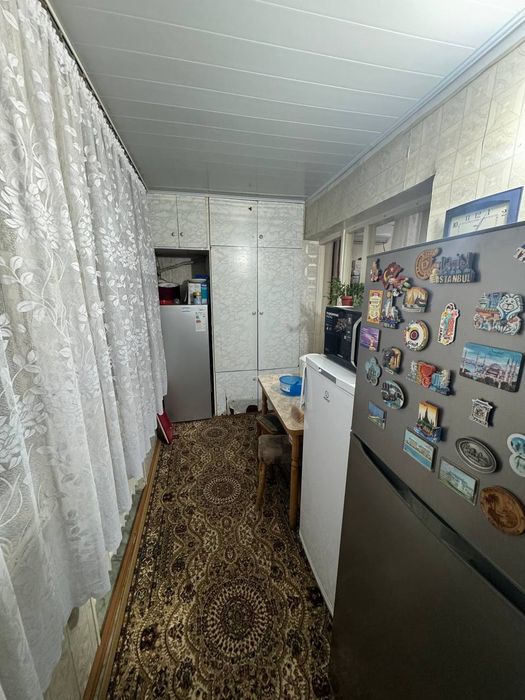 Юнусабад- 18 квартал 3/1/4 кирпич 77 серия перекресток Сайрам