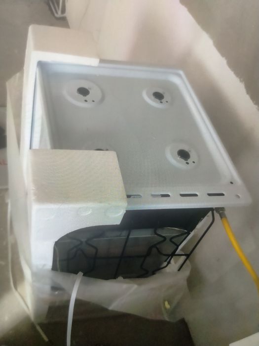 Новый газ плита за 60тыс