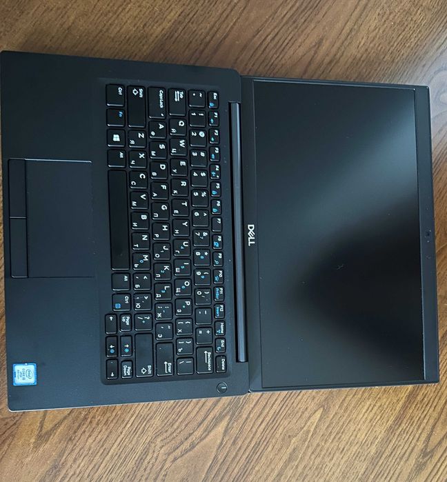 ноутбук  Dell Latitude 7390