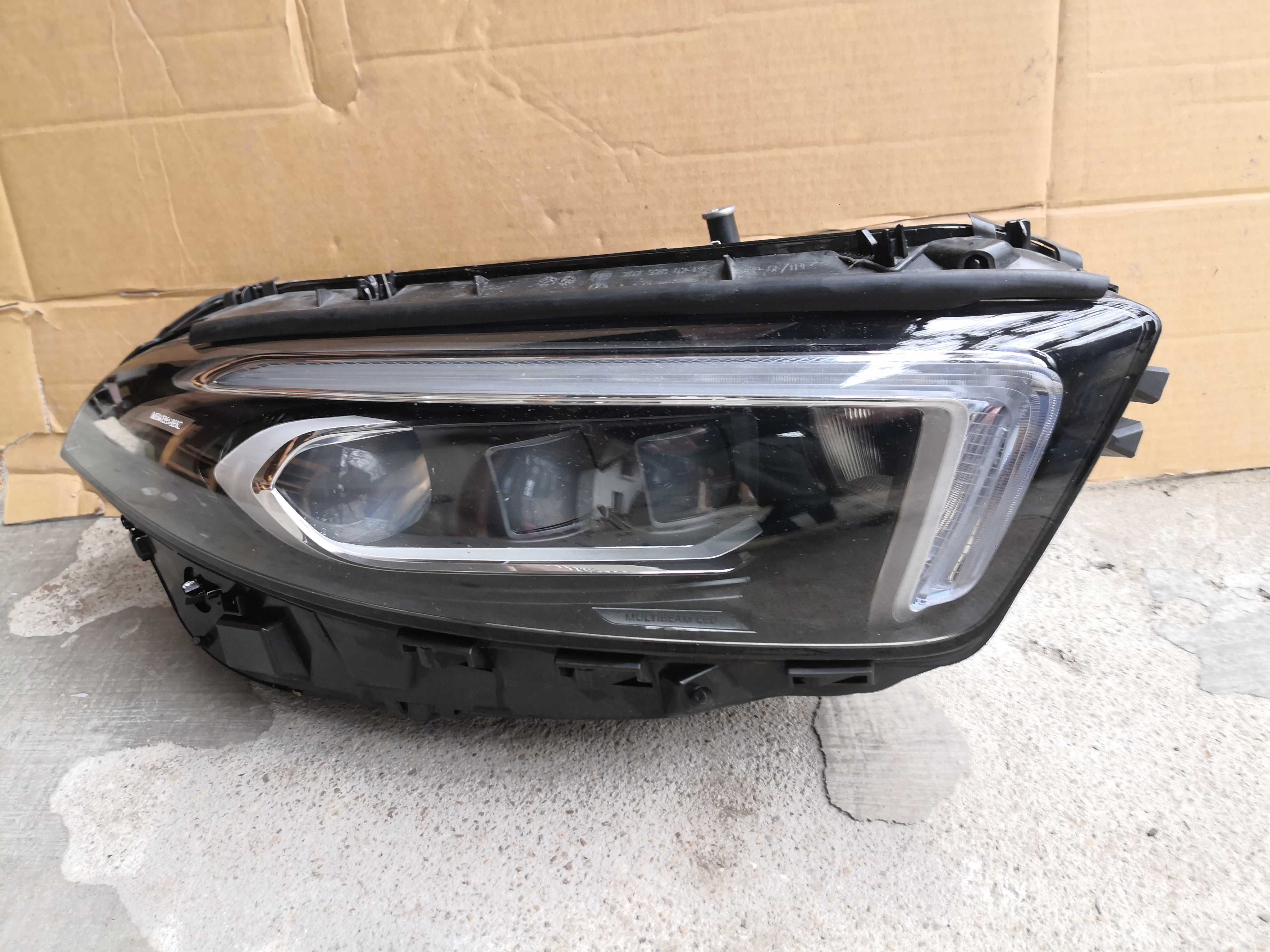 Фар Мерцедес А класа W177 десен/Фар Mercedes W177 MULTIBEAM LED