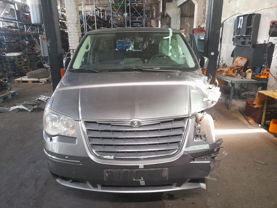 Dezmembrez Chrysler Voyager 5 [2007 - 2011] 2.8 crdi vm64c
