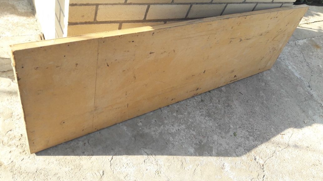 Дверь,(панель)под топчан