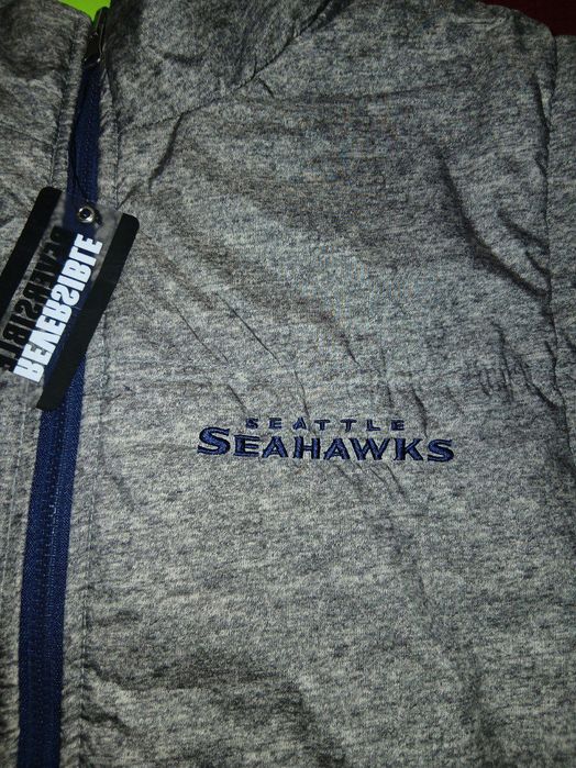 Из Америки, утеплённая жилетка бренда Seattle Seahawks